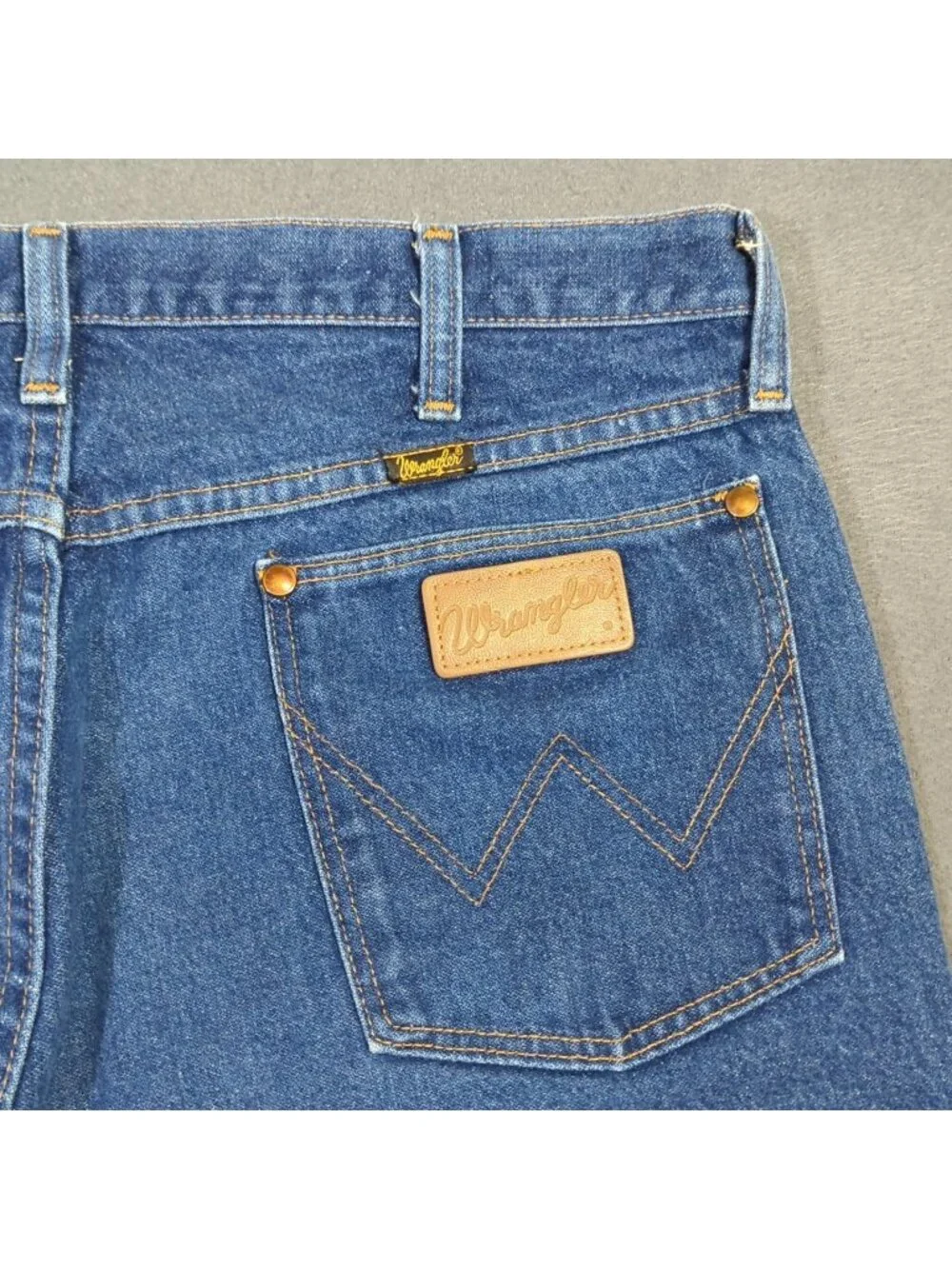 Wrangler VTG Jeans Men's 38x34 Fits 35x32 Blue 13MWZ Cowboy Cut Western USA Made